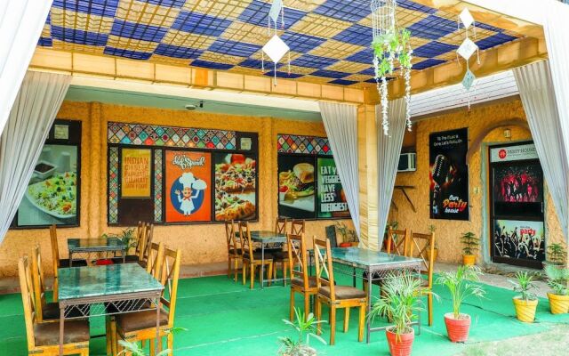 OYO 13935 Hotel Shree Celebration