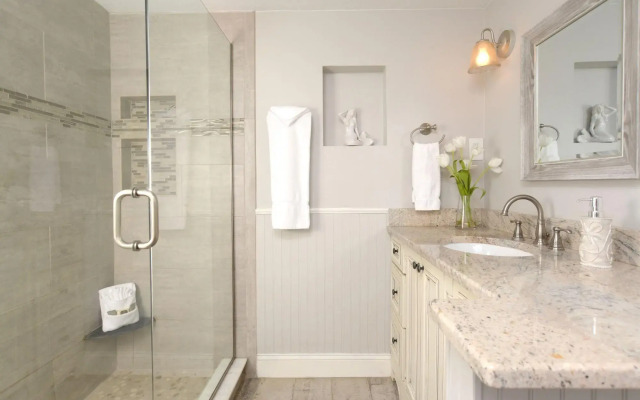 Tuckaway Shores Resort