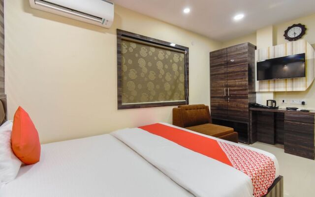 Collection O 45521 Hotel Rayna Inn