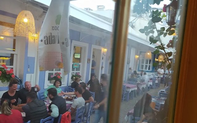 Dionysos Otel & Restoran & Ada Kahvaltı
