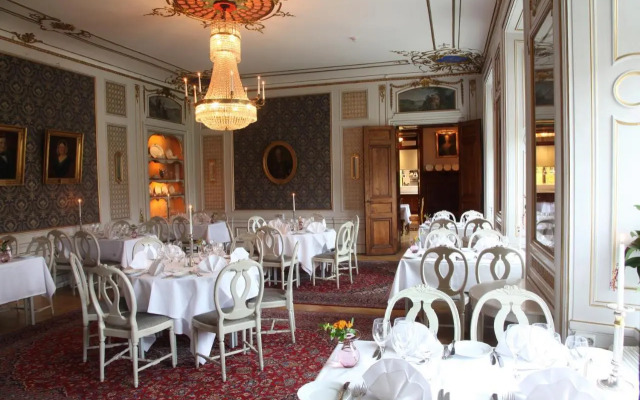 Södertuna Slott