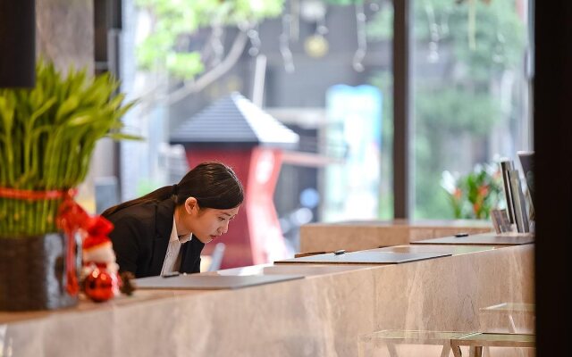 Yidear Hotel