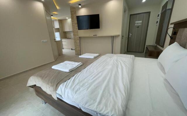 Leo Group BEST LUXURY SUITE 15-324 Sunrise Batumi