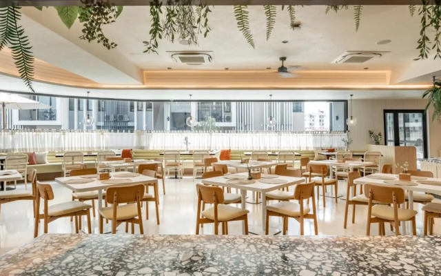 Mii Hotel Srinakarin