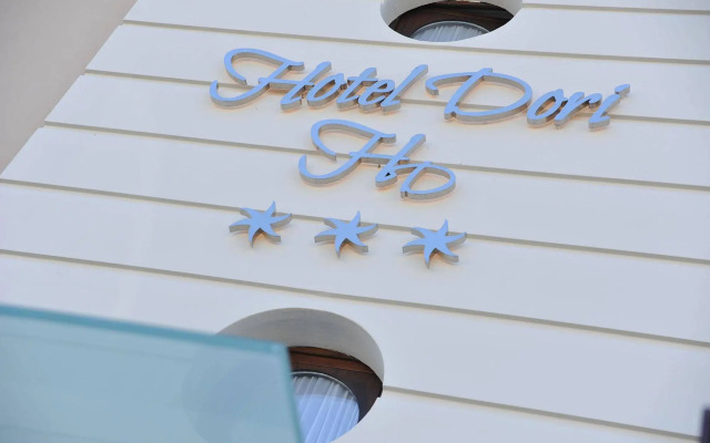 Hotel Dori