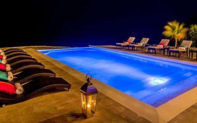 Dreamtime by the Sea, Montego Bay 6BR