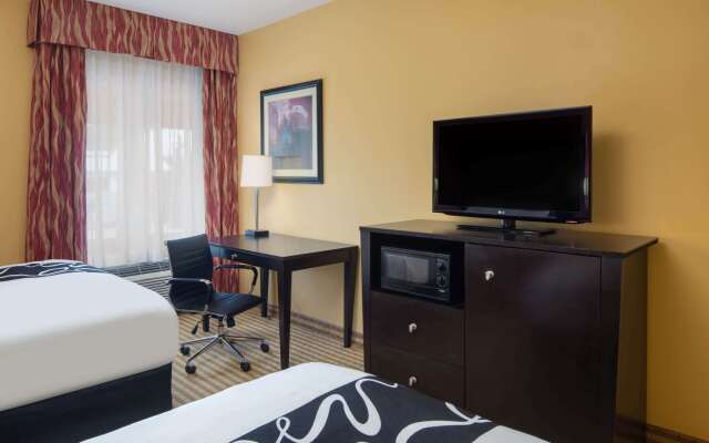 La Quinta Inn & Suites by Wyndham Atlanta-Union City