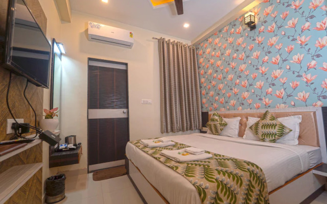 Hotel Oasis Park