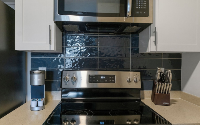 Landing Apartments Raleigh - North Hills
