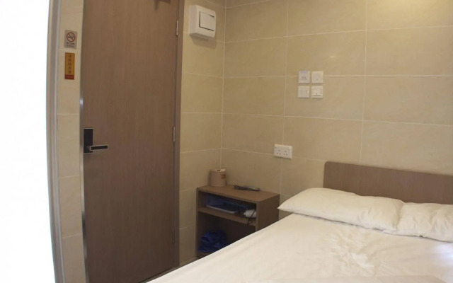 Mong King Hotel