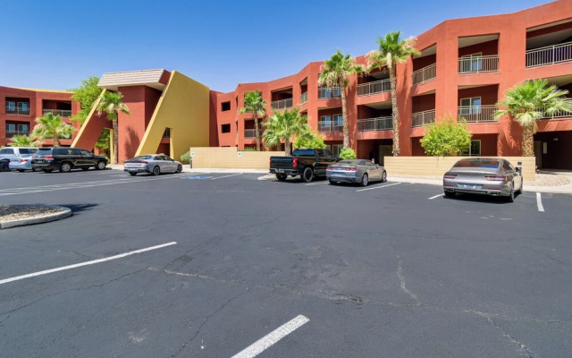 Riverfront Bullhead City Condo Near Casinos!