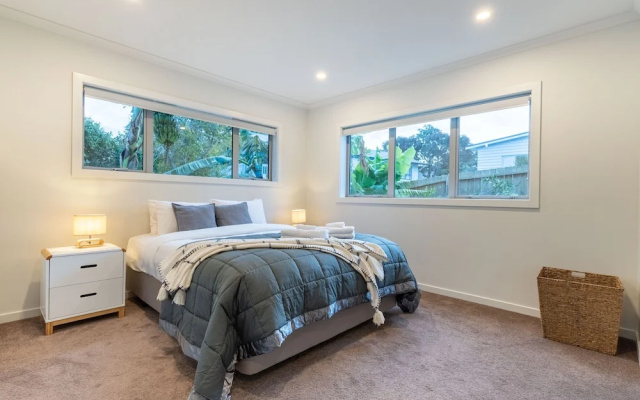 Manly Bay Wonderful 3BR New Home - Fibre