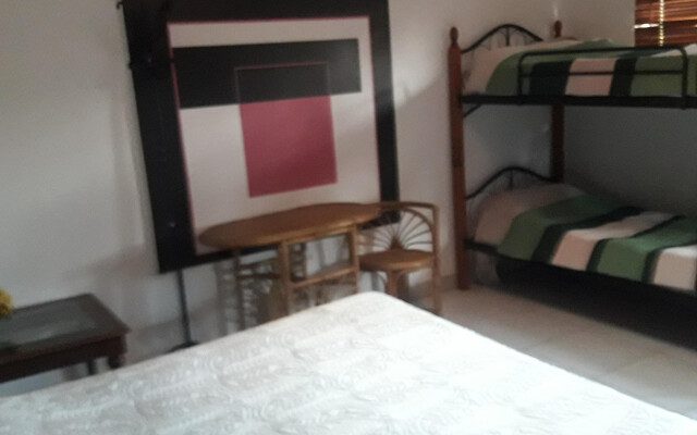 Palmita Hotel Hostel