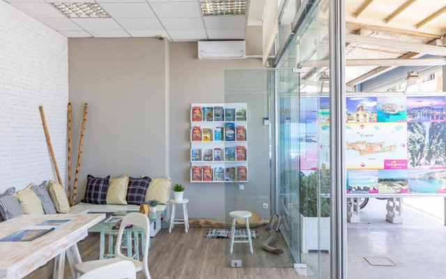 Meltemi Coast Suites