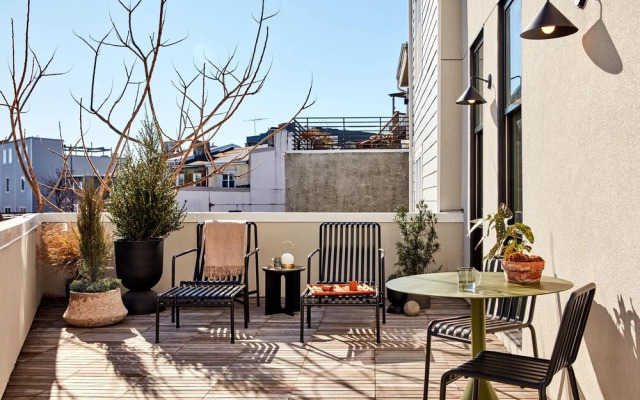 Archway Fishtown Residence