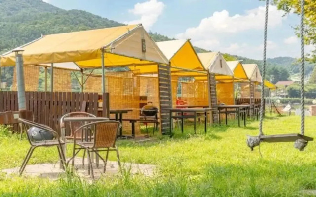 Pocheon Treasure Island Pension