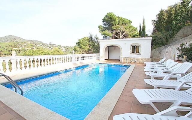 Villa Canyelles Natalie