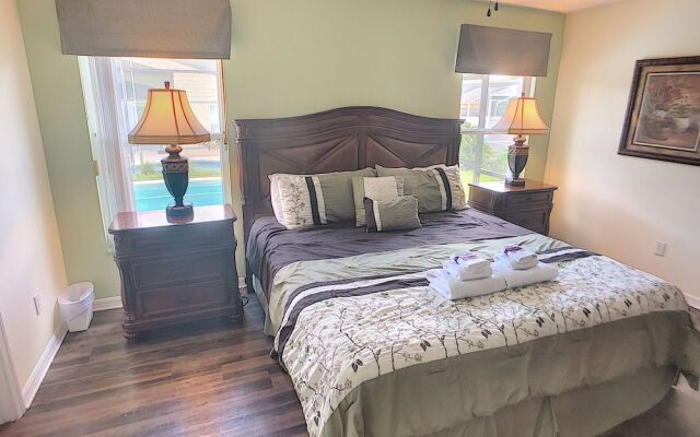 Rocco's Retreat Villa