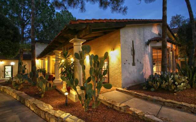 DoubleTree Suites by Hilton Tucson Airport