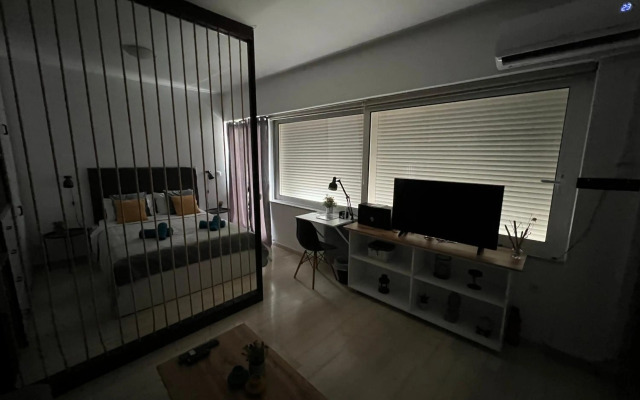 Athena Βright & New Studio - 25' walk to the Acropolis