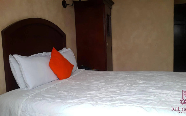 Kal Nawi Hotel