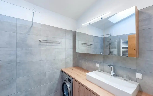 Apartment in Groebming Near Skiing and Hiking Area