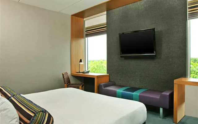 Aloft Philadelphia Airport