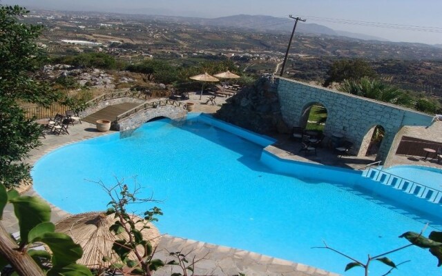 Arolithos Traditional Cretan Village