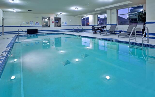 Holiday Inn Hotel & Suites Kamloops by IHG