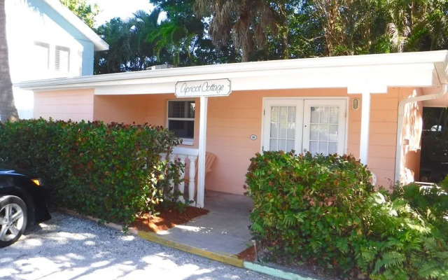 Waterside Inn on the Beach