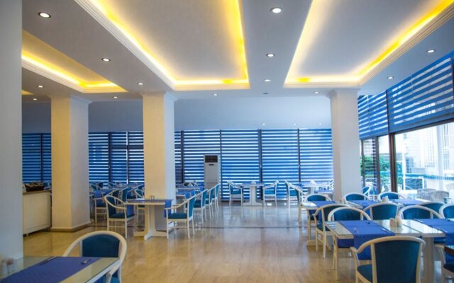Kayamaris Hotel