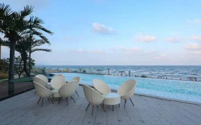 Xingfu Bay Seaview Apartment