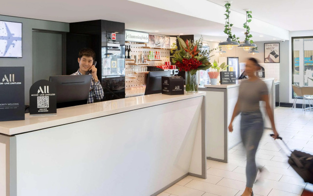 ibis Newcastle