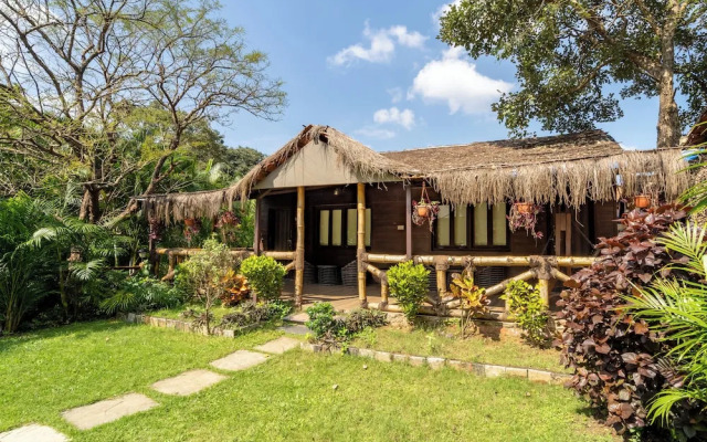 Shangri La Jungle Resort