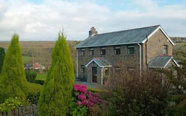 Penrhadw Farm
