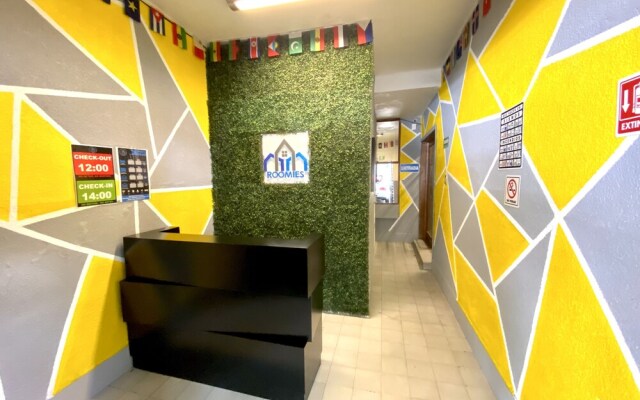 Roomies Hostel Condesa