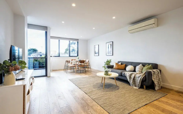 StayAU Stylish 3BR Sea Breeze Mordialloc
