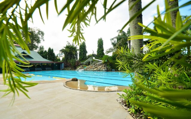 Nature's Village Resort