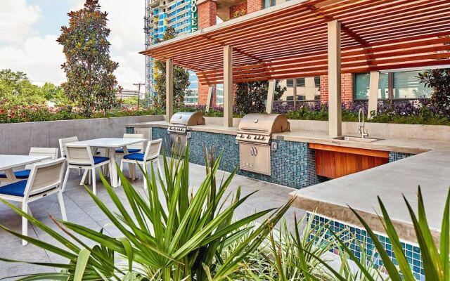 The Guild Uptown | McKinney Ave