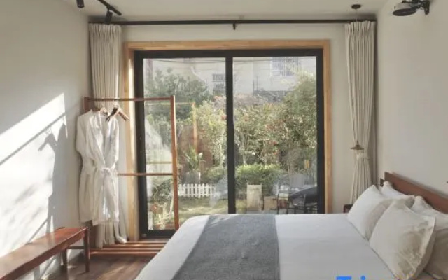 Jemchill Hotel