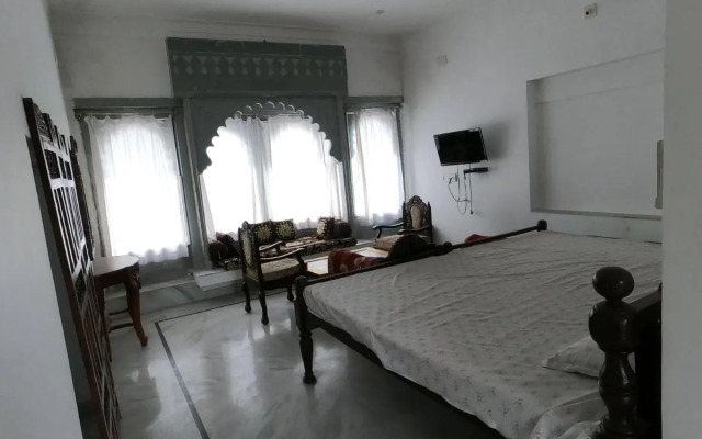 Hostel Crown Udaipur