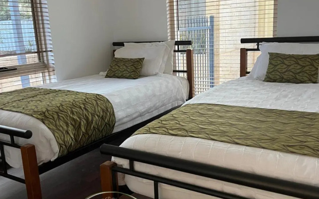 Seashells Holiday House - Kalbarri