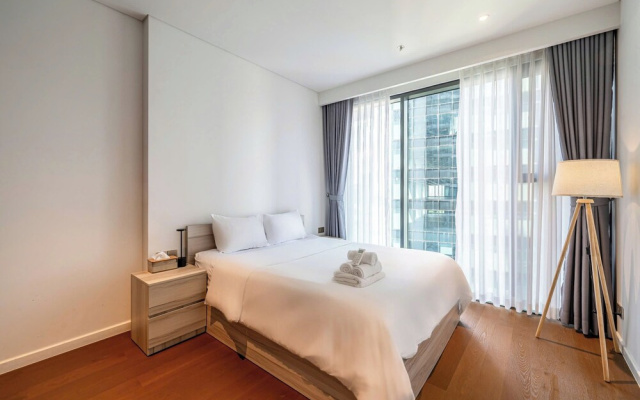The CREST Premier Residence