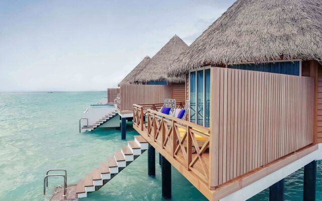 Mercure Maldives Kooddoo Resort