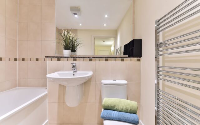 Allen Gardens Apartments
