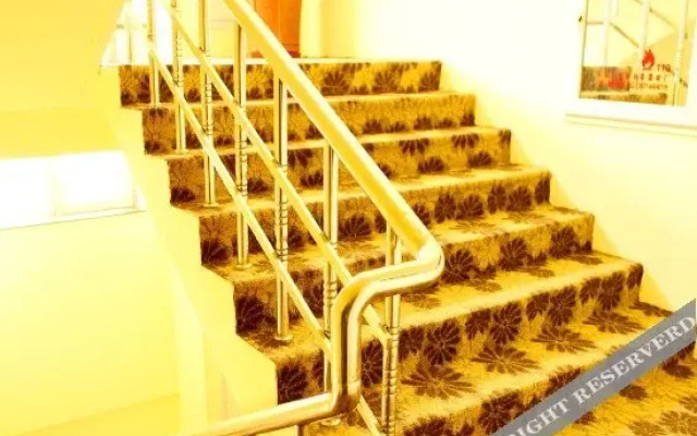 Wanhuafu Business Hotel