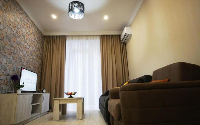 Leo Group Apartment 16-10 Elegance Batumi