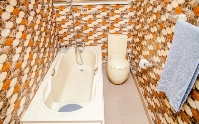 Tobby Royal Suites