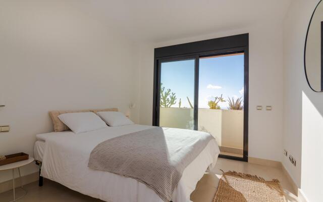 370766 - Luxurious Penthouse With Spa Area