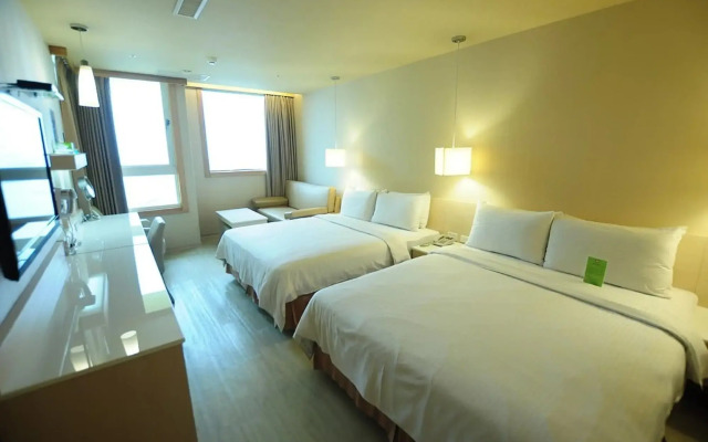 Kindness Hotel Glory Pier